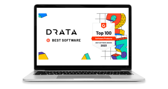 An image of laptop with Drata award.